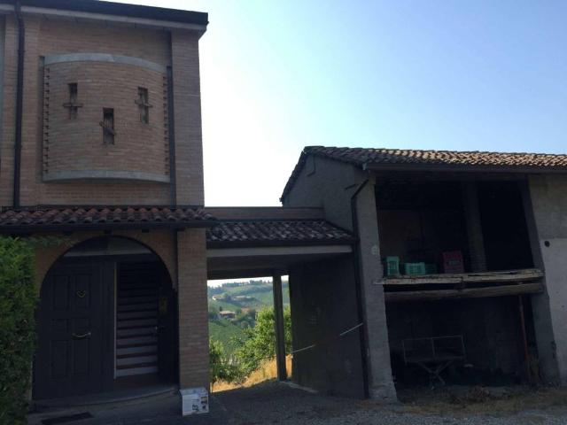 Villa Indipendente in vendita a Castell'arquato, Reggio Emilia
