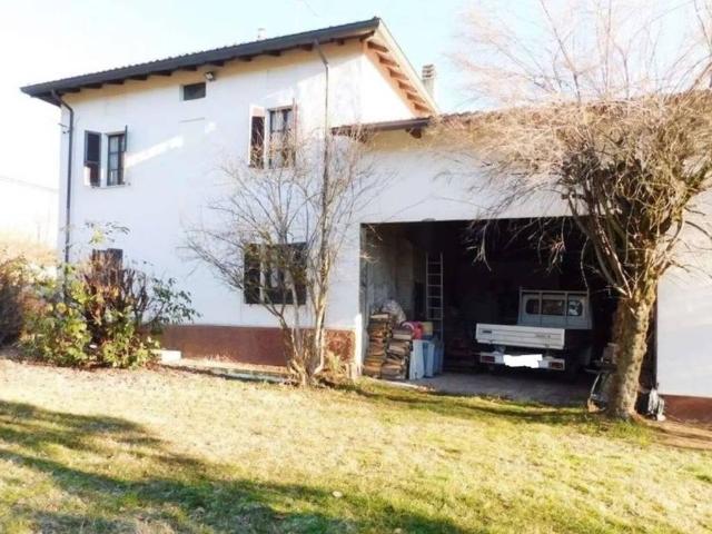 Villa Indipendente in vendita a Castell'arquato, Reggio Emilia