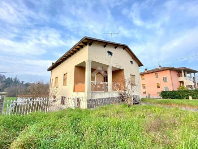 Villa Indipendente in vendita a Castell'arquato, Reggio Emilia