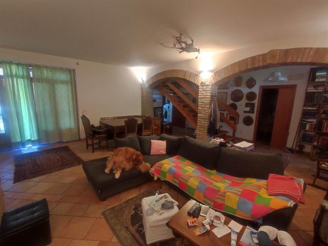 Villa Indipendente in vendita a Castell'arquato, Reggio Emilia