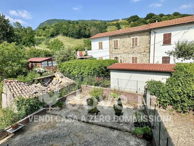 Villa Indipendente in vendita a Unione dei Comuni Montani Amiata Grossetana, Castell'azzara