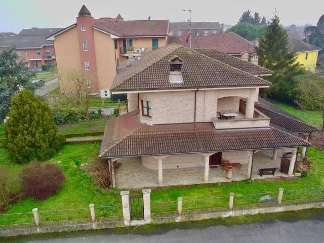Villa Indipendente in vendita a Piemonte, Alessandria