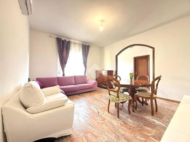 Villa Indipendente in vendita a Castelleone, Lombardia