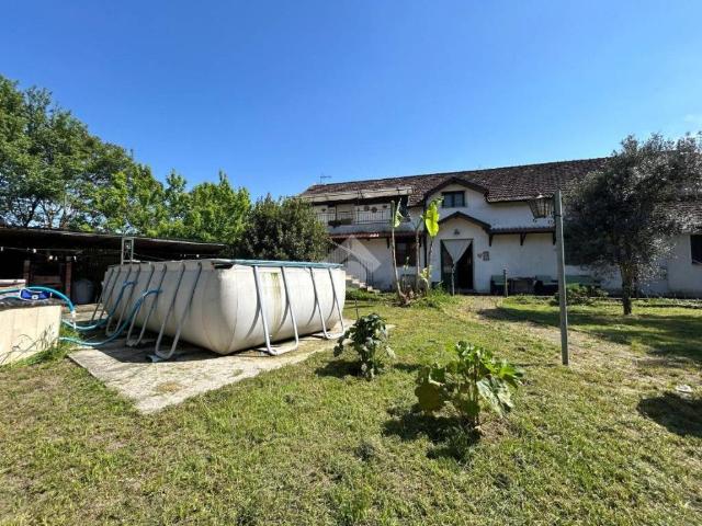 Villa Indipendente in vendita a Castelleone, Lombardia