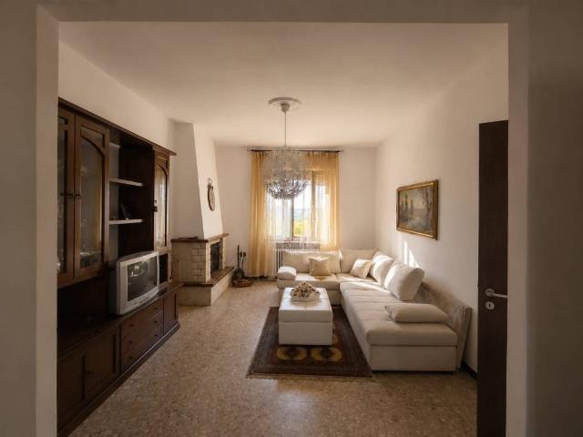Villa Indipendente in vendita a Piemonte, Asti
