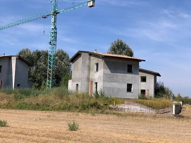 Villa Indipendente in vendita a Castelletto Di Branduzzo, Lombardia