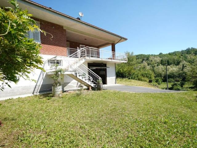 Villa Indipendente in vendita a Piemonte, Alessandria