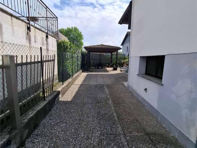 Villa Indipendente in vendita a Piemonte, Novara