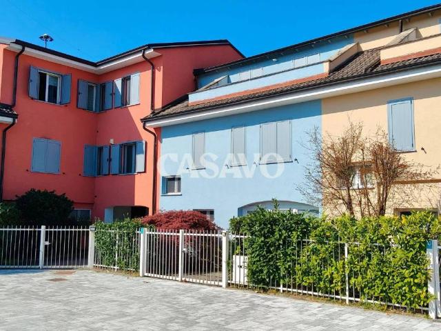 Villa Indipendente in vendita a Piemonte, Novara