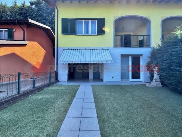 Villa Indipendente in vendita a Piemonte, Novara