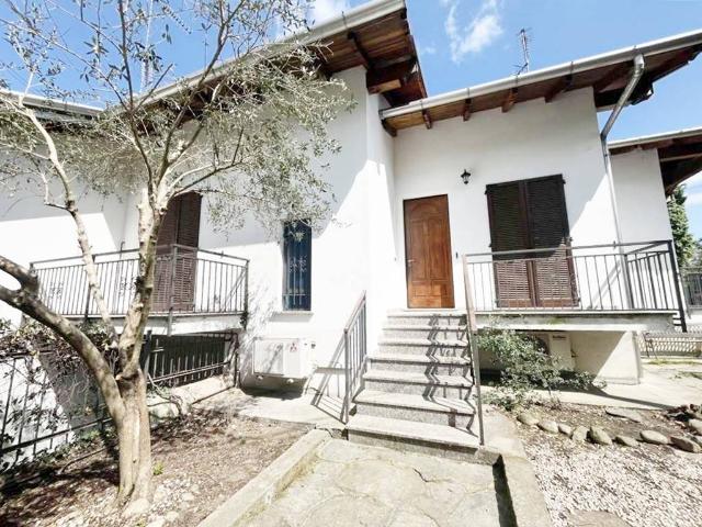 Villa Indipendente in vendita a Piemonte, Novara
