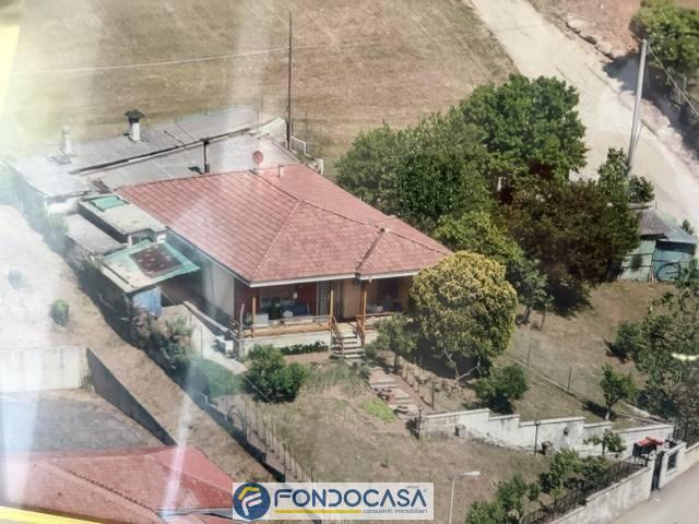 Villa Indipendente in vendita a Calepio, Castelli Calepio