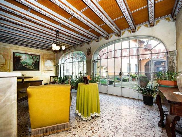 Villa Indipendente in vendita a Tagliuno, Castelli Calepio