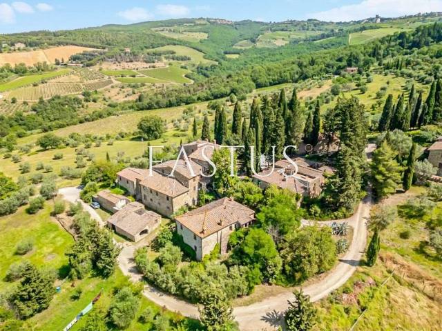 Villa Indipendente in vendita a Castellina In Chianti, Toscana