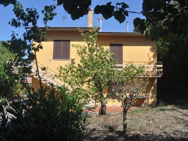 Villa Indipendente in vendita a Castellina Marittima, Toscana