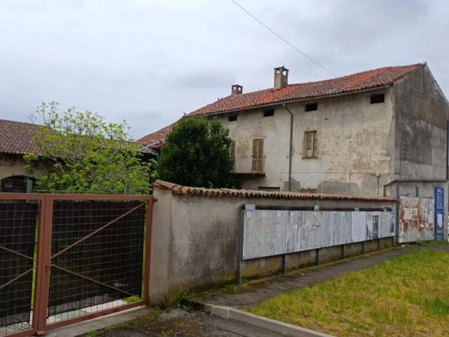 Villa Indipendente in vendita a Castello D'agogna, Lombardia
