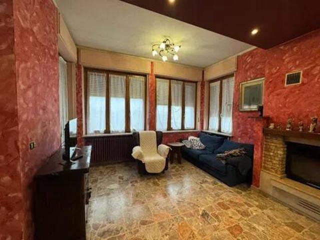 Villa Indipendente in vendita a Piemonte, Asti