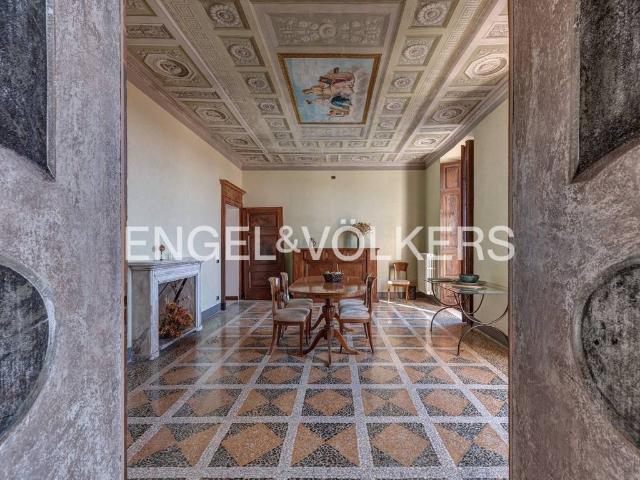 Villa Indipendente in vendita a Castelmarte, Lombardia