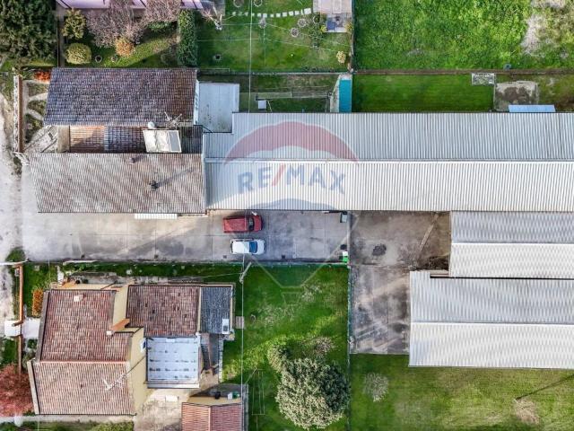Villa Indipendente in vendita a Castelmassa, Veneto