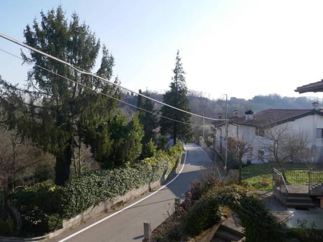 Villa Indipendente in vendita a Castelnovo Del Friuli, Friuli-Venezia Giulia