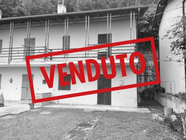 Villa Indipendente in vendita a Castelnovo Del Friuli, Friuli-Venezia Giulia