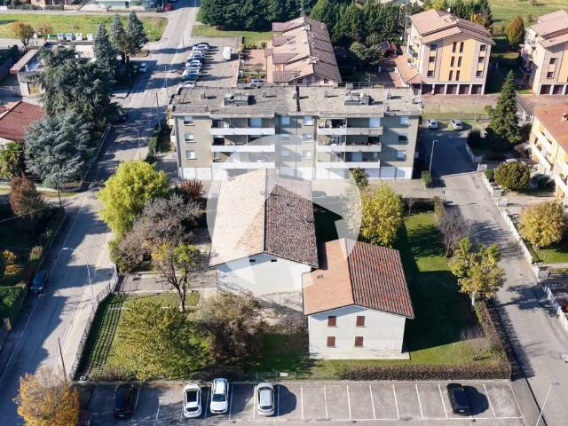 Villa Indipendente in vendita a Terra di Mezzo, Re