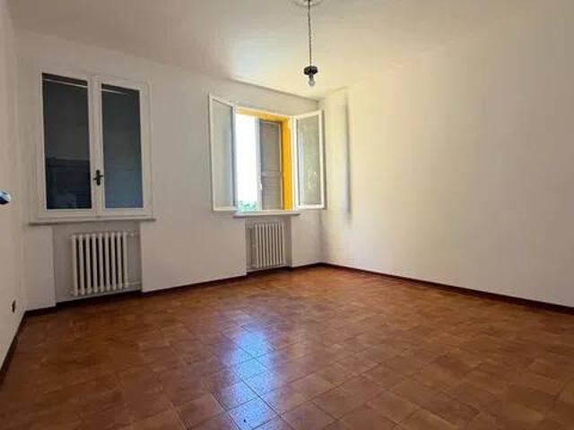 Villa Indipendente in vendita a Terra di Mezzo, Re