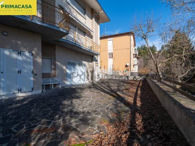 Villa Indipendente in vendita a Appennino Reggiano, Re