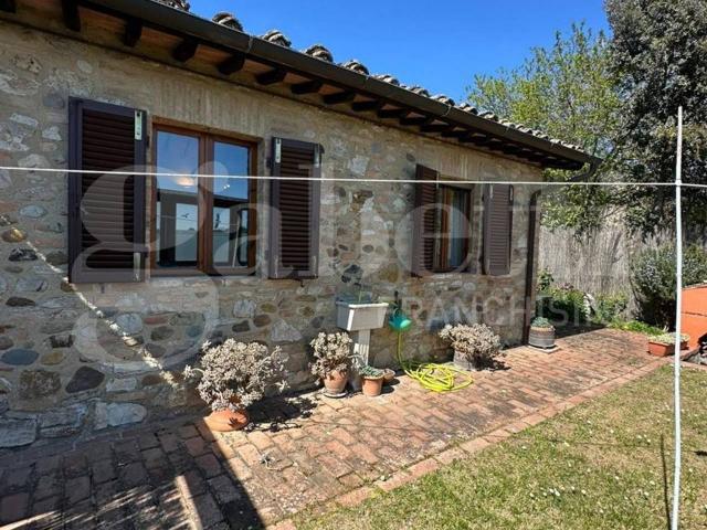 Villa Indipendente in vendita a Bossi, Castelnuovo Berardenga