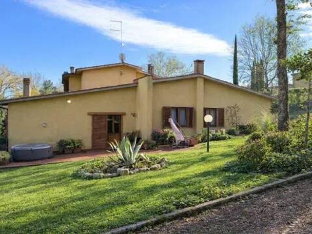 Villa Indipendente in vendita a Ponte a Bozzone, Castelnuovo Berardenga