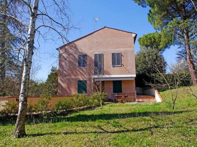 Villa Indipendente in vendita a Castelnuovo Berardenga, Toscana