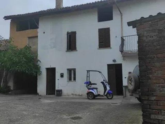 Villa Indipendente in vendita a Castelnuovo Bormida, Alessandria