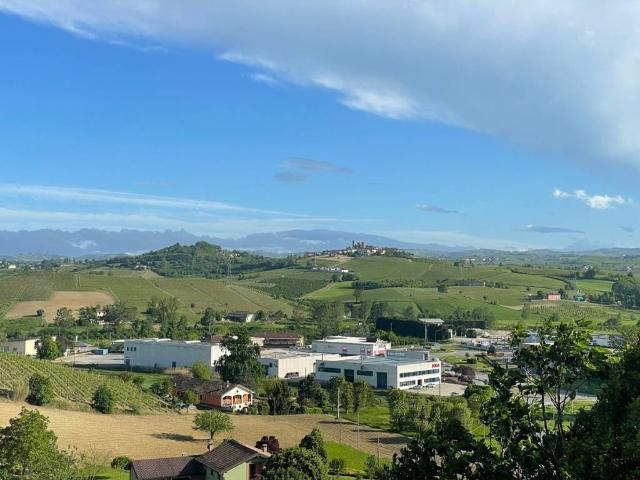 Villa Indipendente in vendita a Piemonte, Asti