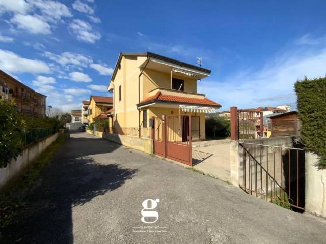 Villa Indipendente in vendita a Castelnuovo Cilento, Campania