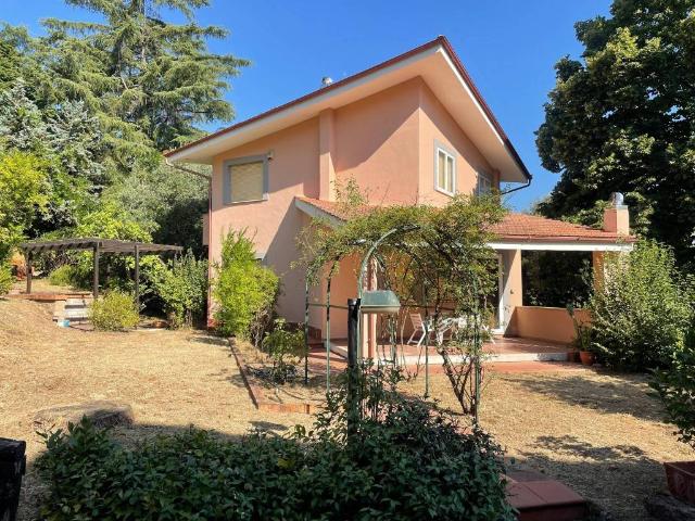 Villa Indipendente in vendita a Roma Capitale, Lazio