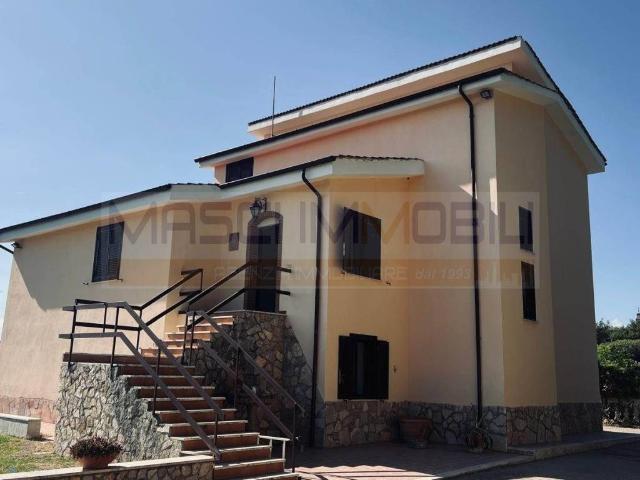 Villa Indipendente in vendita a Valle Yoro, Castelnuovo di Porto