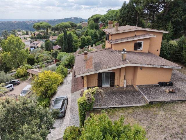Villa Indipendente in vendita a Valle Yoro, Castelnuovo di Porto