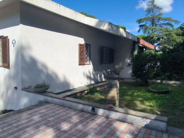 Villa Indipendente in vendita a Roma Capitale, Lazio