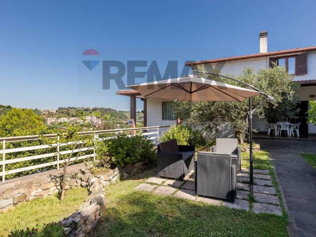 Villa Indipendente in vendita a Roma Capitale, Lazio