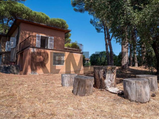 Villa Indipendente in vendita a Valle Yoro, Castelnuovo di Porto