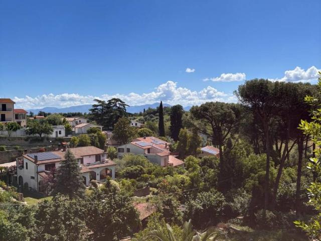 Villa Indipendente in vendita a Roma Capitale, Lazio
