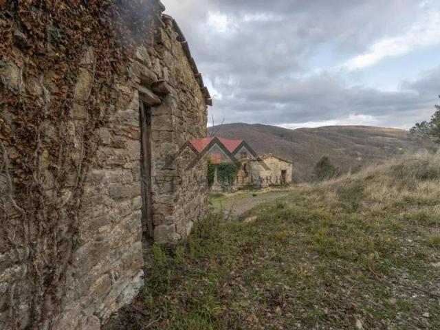 Villa Indipendente in vendita a Castelnuovo Val Di Cecina, Toscana