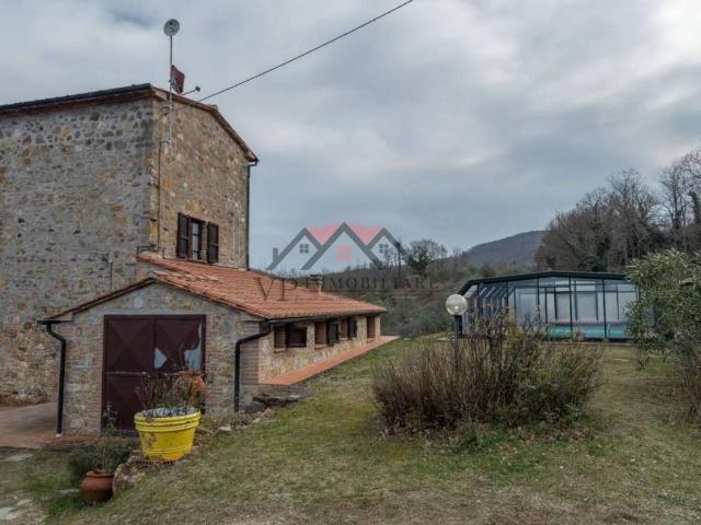 Villa Indipendente in vendita a Castelnuovo Val Di Cecina, Toscana