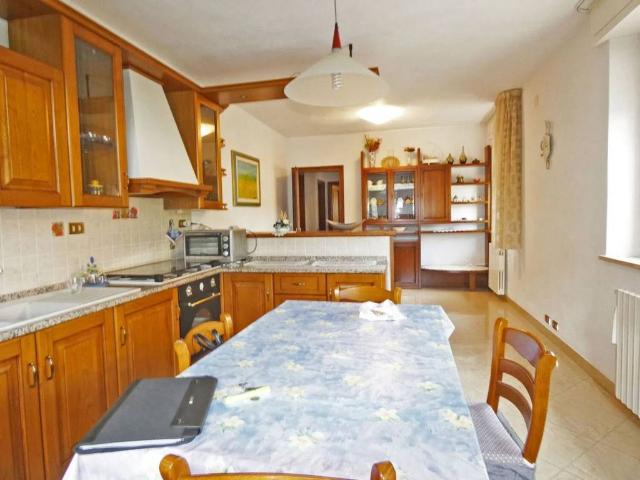 Villa Indipendente in vendita a Castelnuovo Val Di Cecina, Toscana