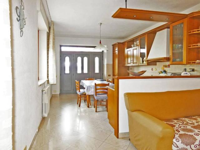 Villa Indipendente in vendita a Castelnuovo Val Di Cecina, Toscana