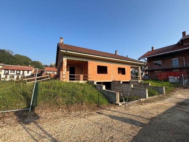 Villa Indipendente in vendita a Piemonte, Asti