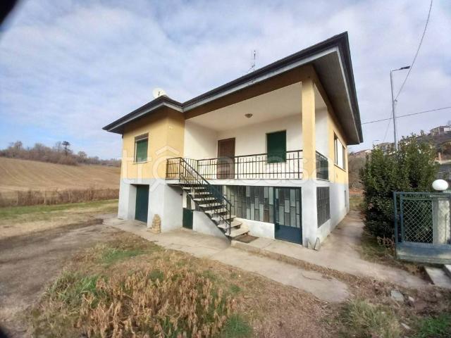 Villa Indipendente in vendita a Piemonte, Asti