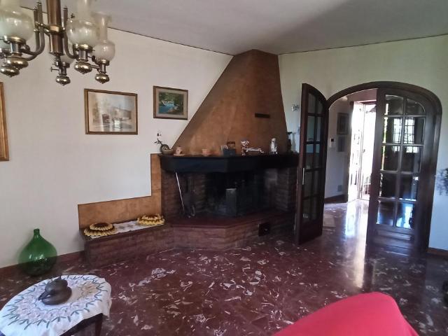 Villa Indipendente in vendita a Molino del Piano, Castelnuovo Magra