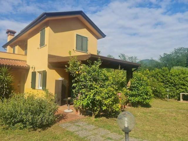 Villa Indipendente in vendita a Luni, Liguria