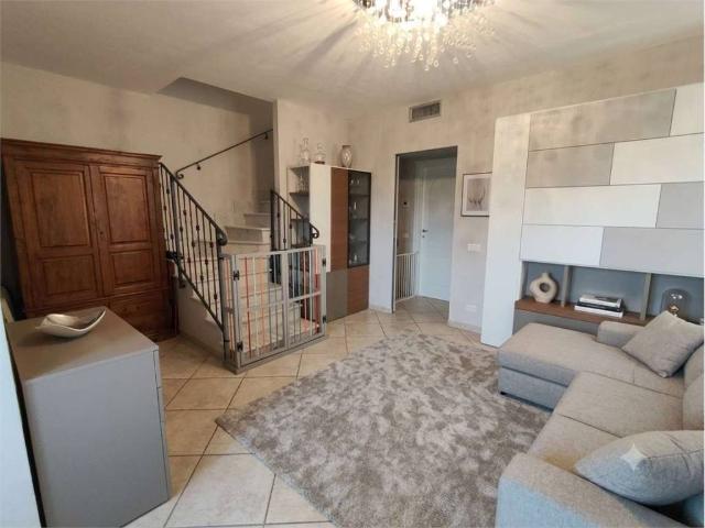 Villa Indipendente in vendita a Castelnuovo Magra, Liguria